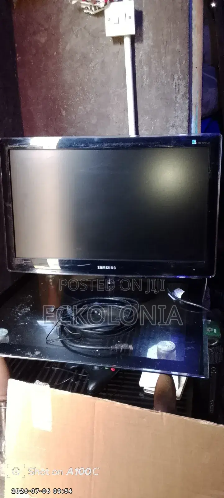 Original Samsung 24"