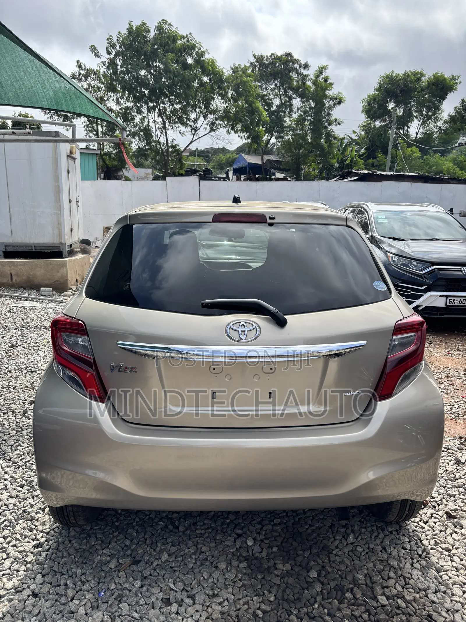 Toyota Vitz 1.5 FWD 3dr 2016 Beige