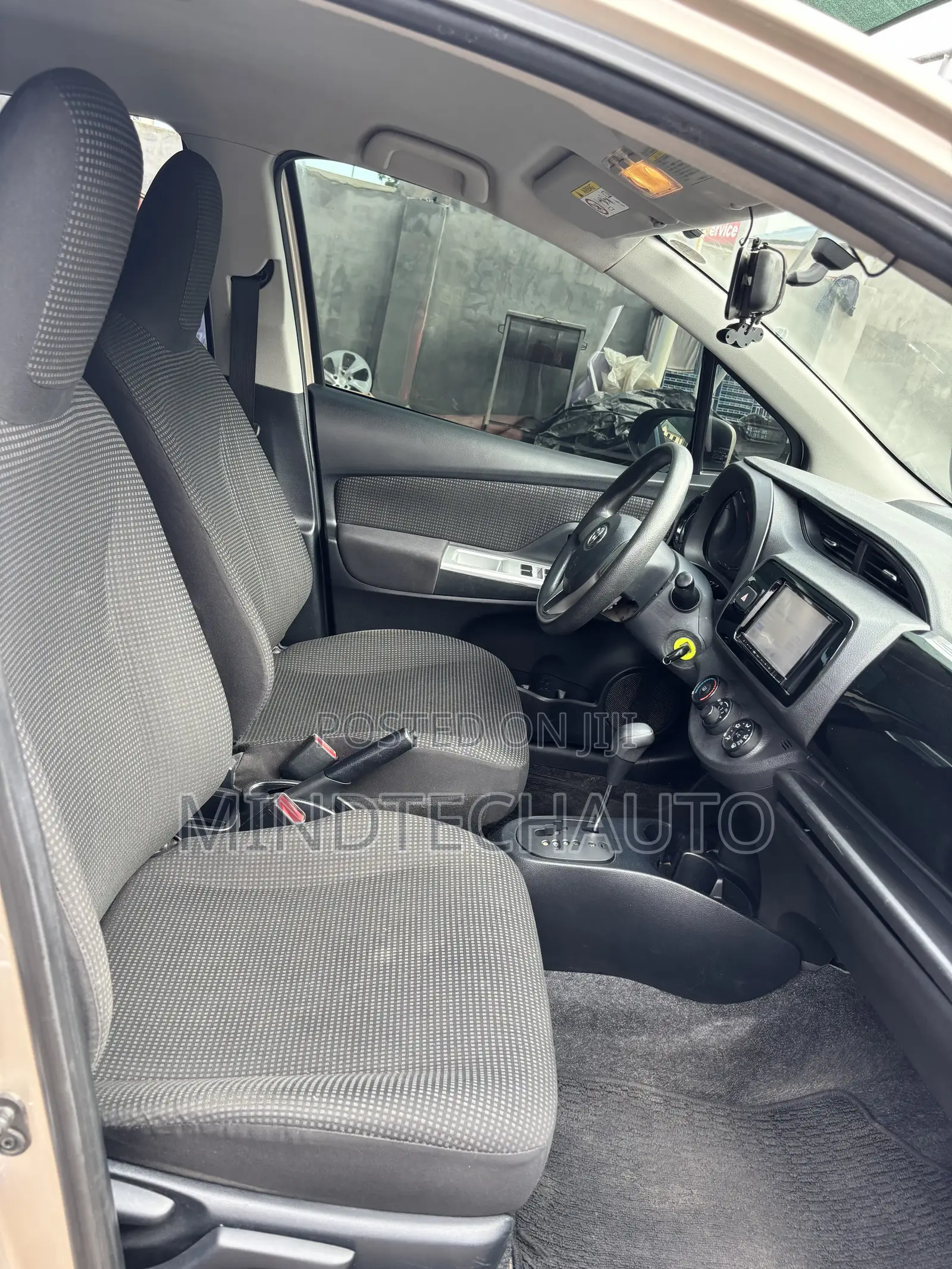 Toyota Vitz 1.5 FWD 3dr 2016 Beige