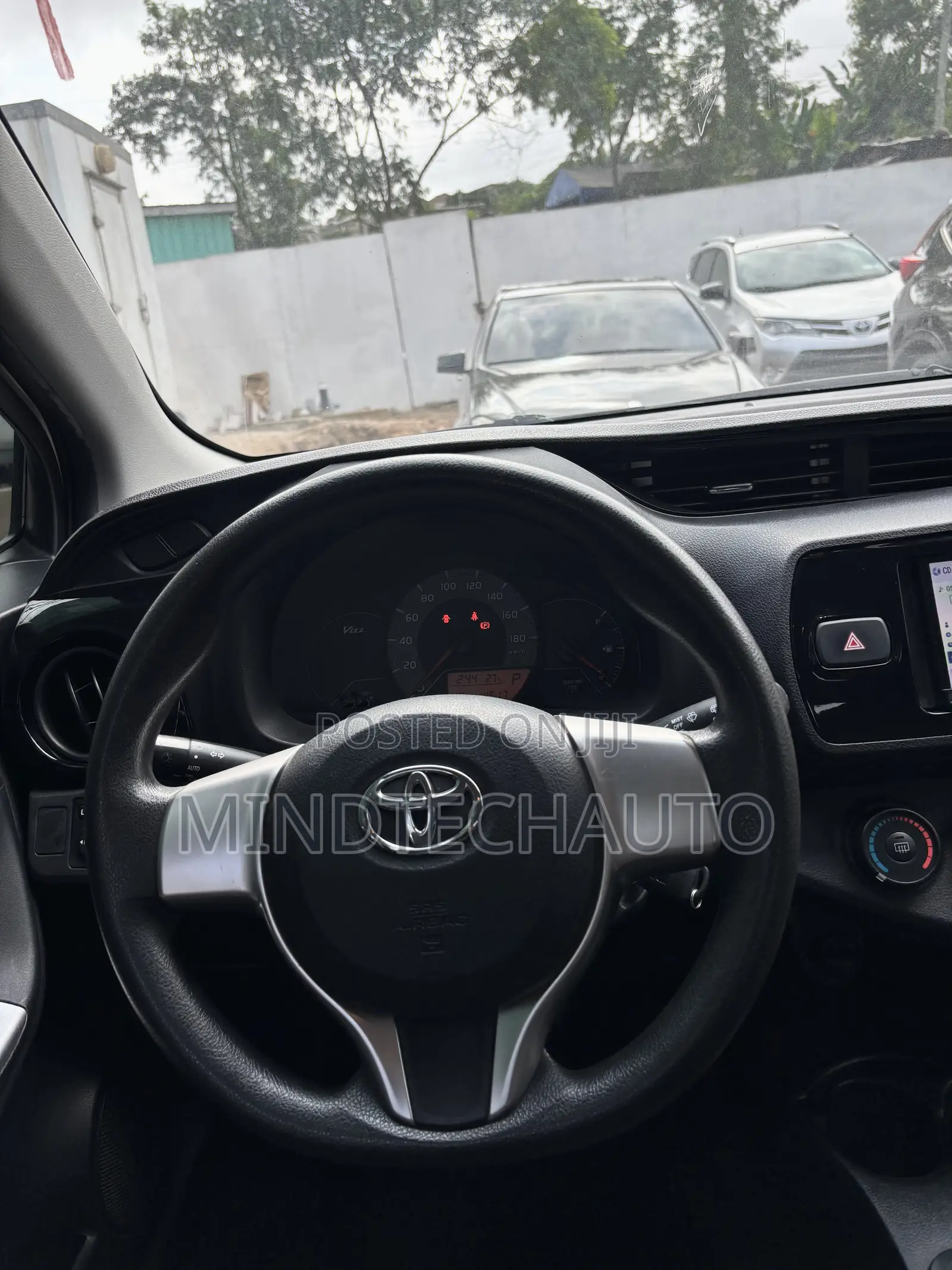 Toyota Vitz 1.5 FWD 3dr 2016 Beige