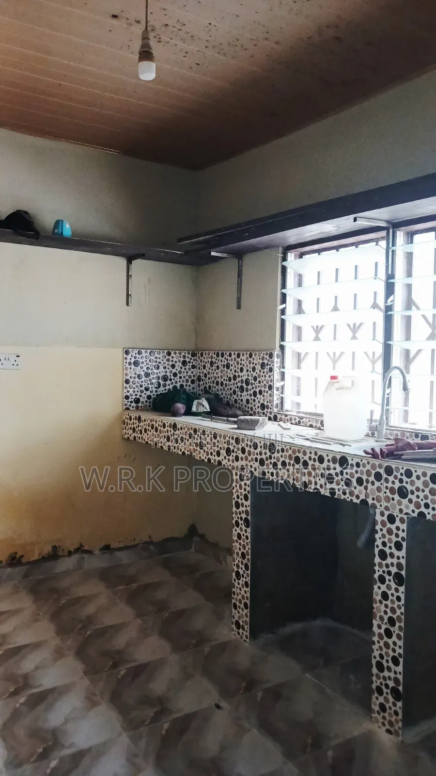 2bdrm Apartment in Opoku Nsiah, New-Juaben Municipal for rent