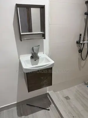 3bdrm House in Pleasantplaces And, East Legon for sale