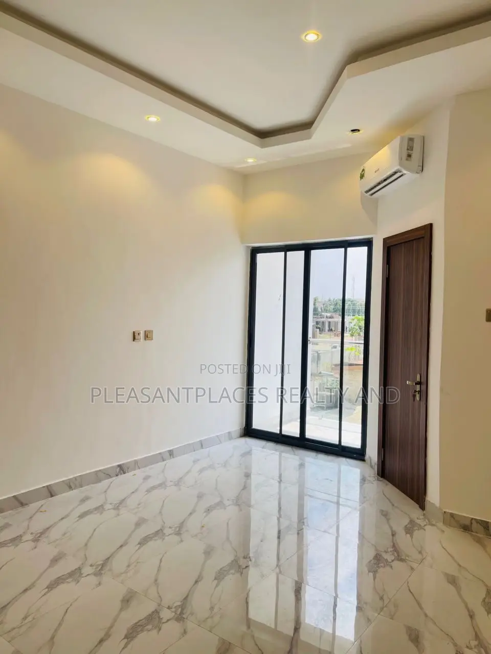 2bdrm House in Pleasantplaces And, East Legon for sale