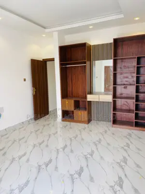 2bdrm House in Pleasantplaces And, East Legon for sale