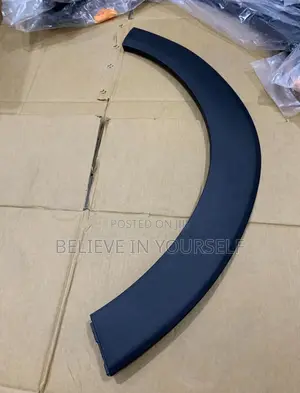 Hyundai Tucson 2016 2017 2018 2019 2020 2021 Front Fender Moulding