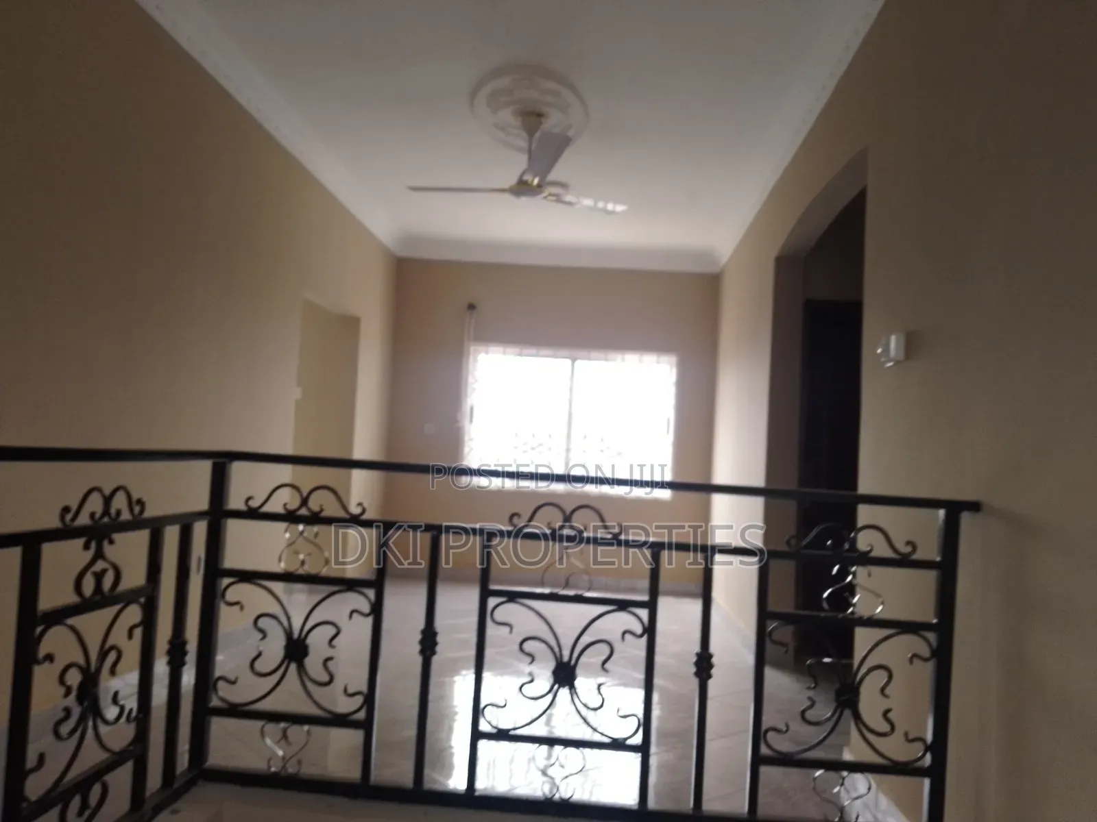 3bdrm House in Dki Properties, Valley View Area for rent