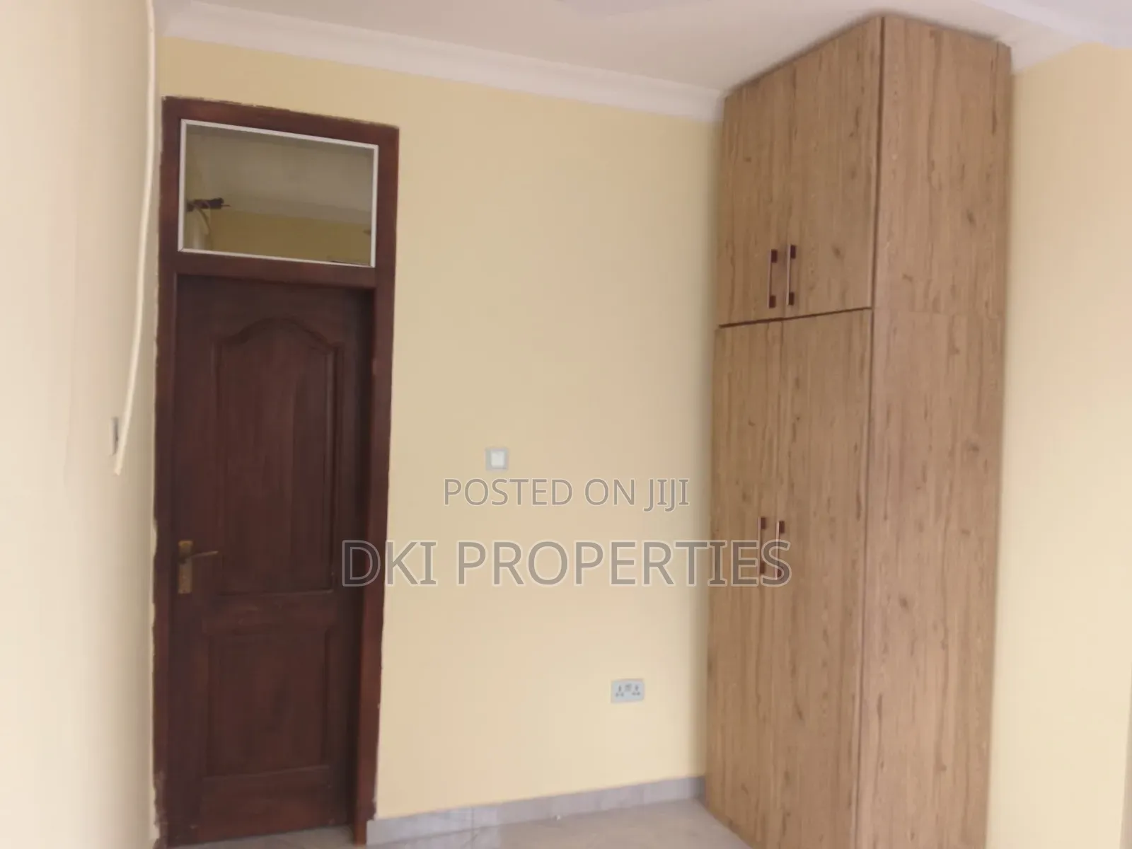 3bdrm House in Dki Properties, Valley View Area for rent