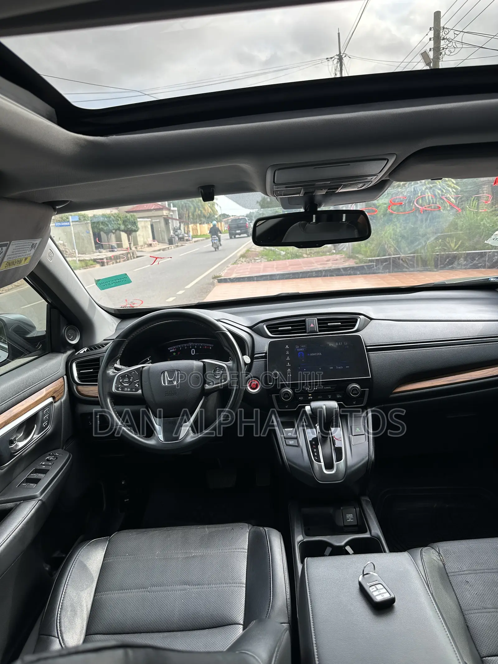 Honda CR-V Touring AWD 2019 Gray