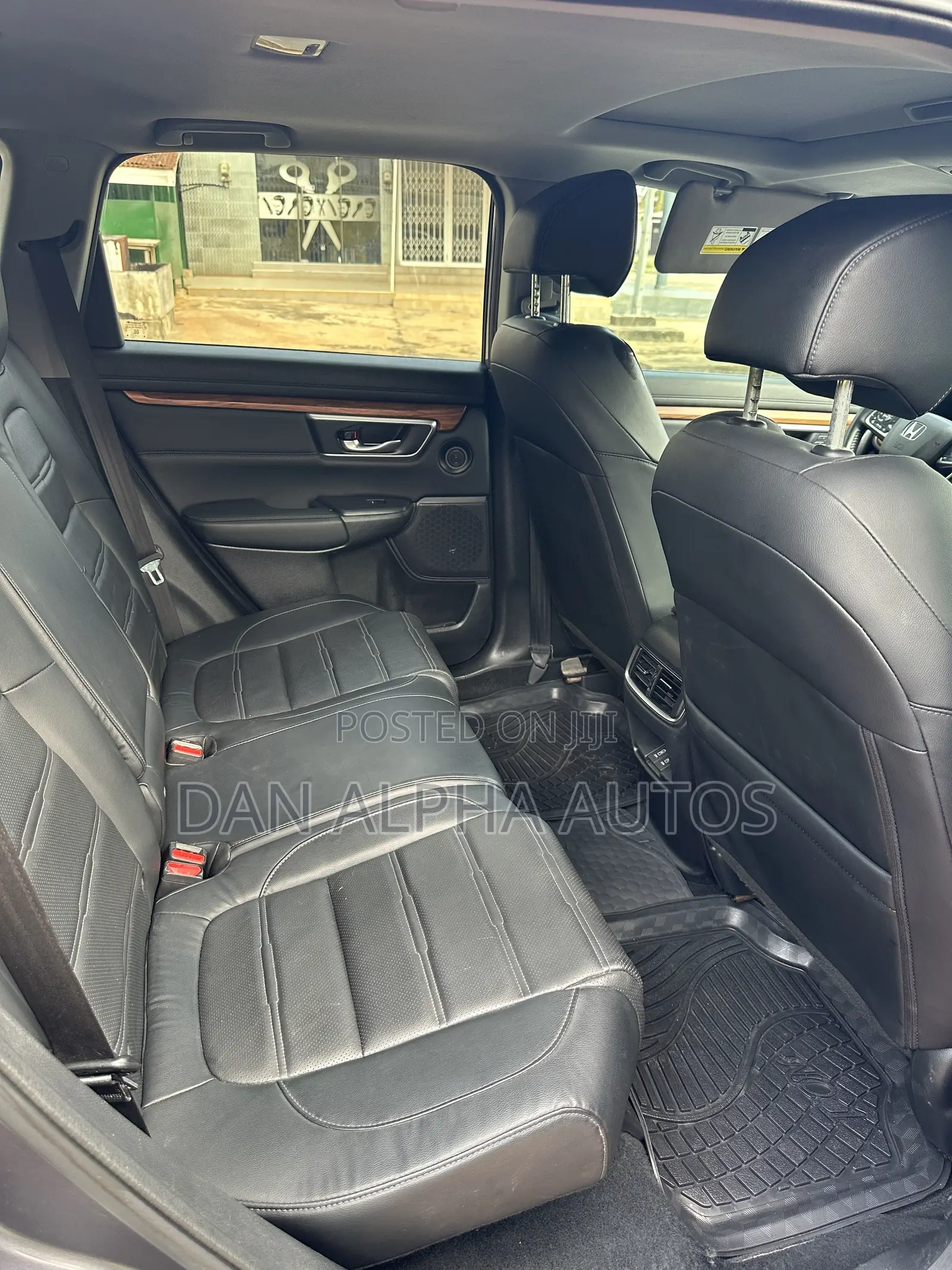 Honda CR-V Touring AWD 2019 Gray
