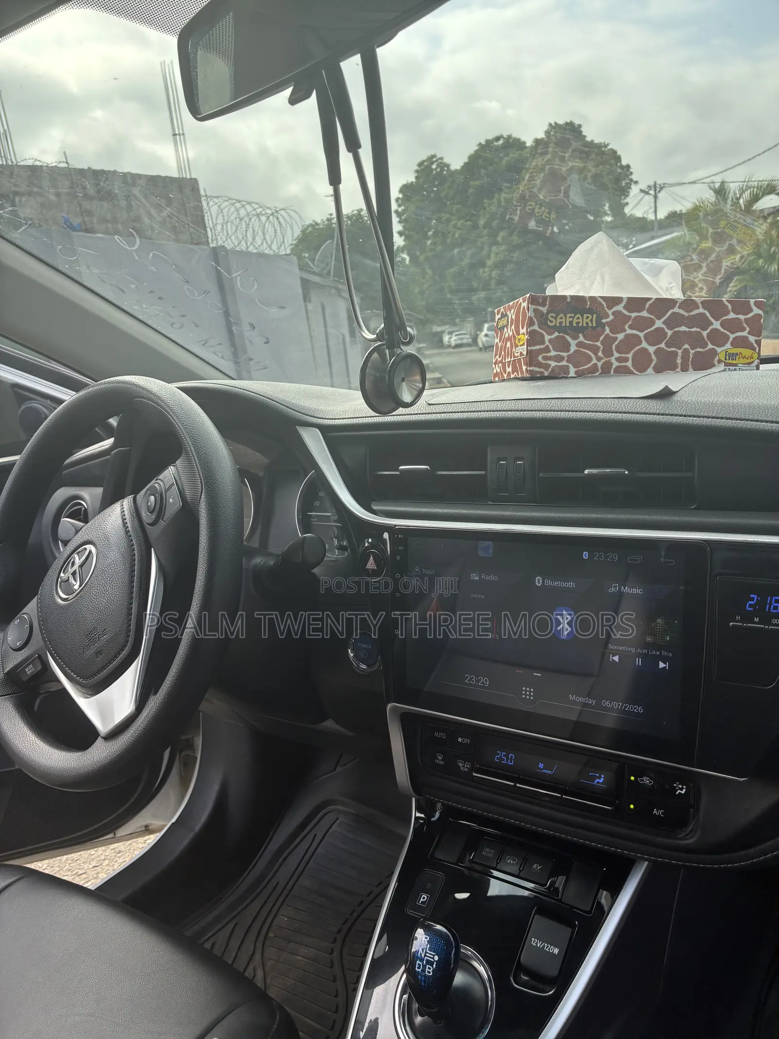 Toyota Corolla 2020 White