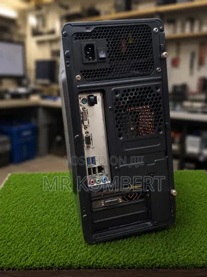 Desktop Computer 16GB Intel Core i7 HDD 512GB