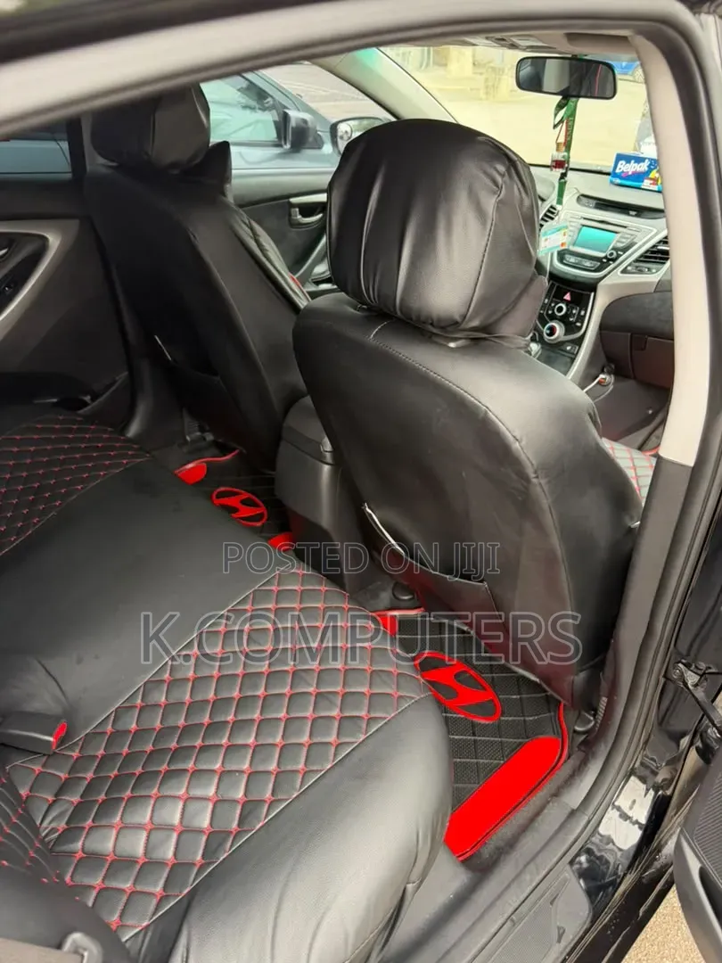 Hyundai Elantra 2016 Black