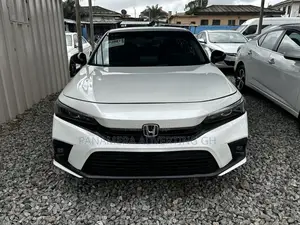 Honda Civic EX-L 2022 White