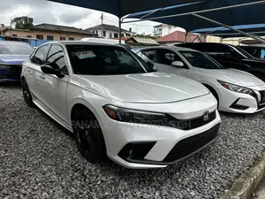 Honda Civic EX-L 2022 White
