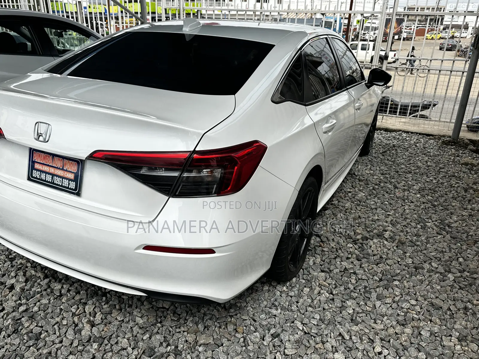 Honda Civic EX-L 2022 White