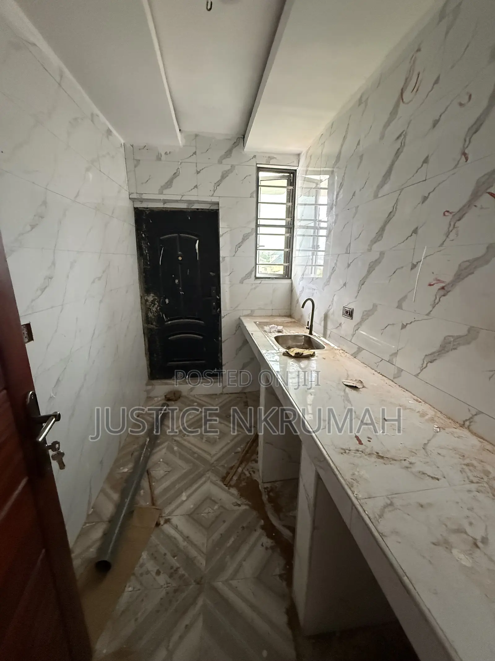 1bdrm Apartment in Mr Justice Estates, Round About for rent