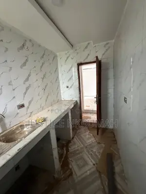 1bdrm Apartment in Mr Justice Estates, Round About for rent