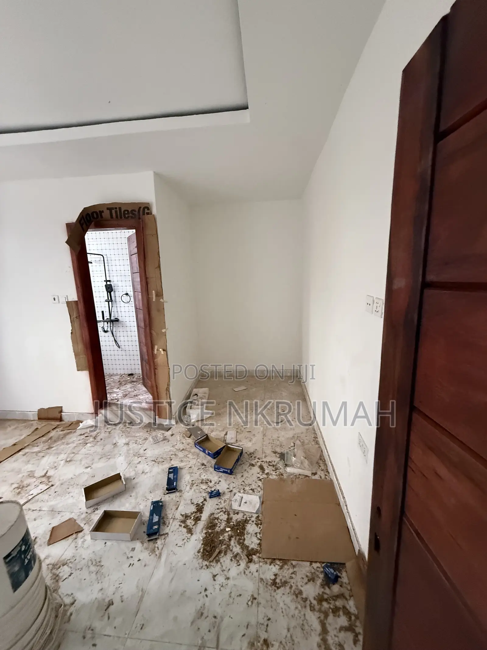 1bdrm Apartment in Mr Justice Estates, Round About for rent
