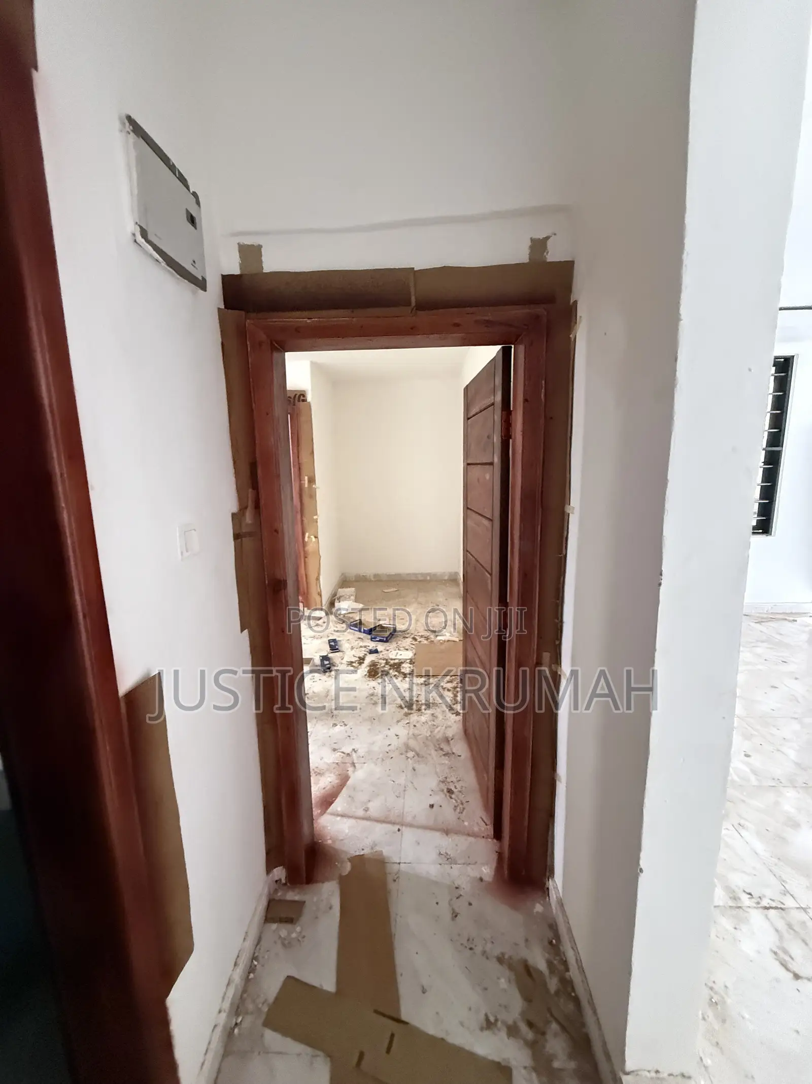 1bdrm Apartment in Mr Justice Estates, Round About for rent