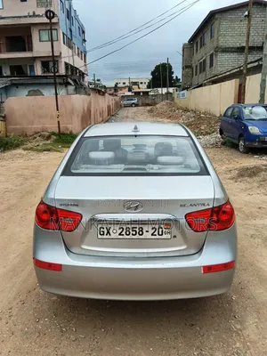 Hyundai Elantra 2013 Silver