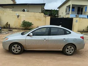 Hyundai Elantra 2013 Silver