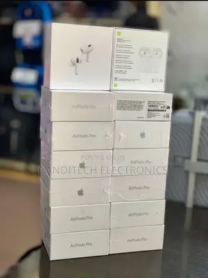 Apple Airpods Pro (2nd Generation) With Magsafe Charging Case
