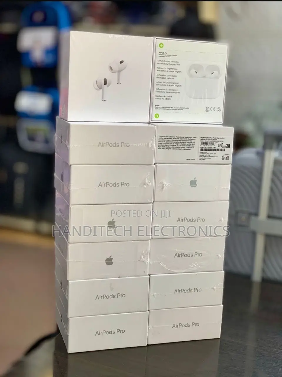 Apple Airpods Pro (2nd Generation) With Magsafe Charging Case