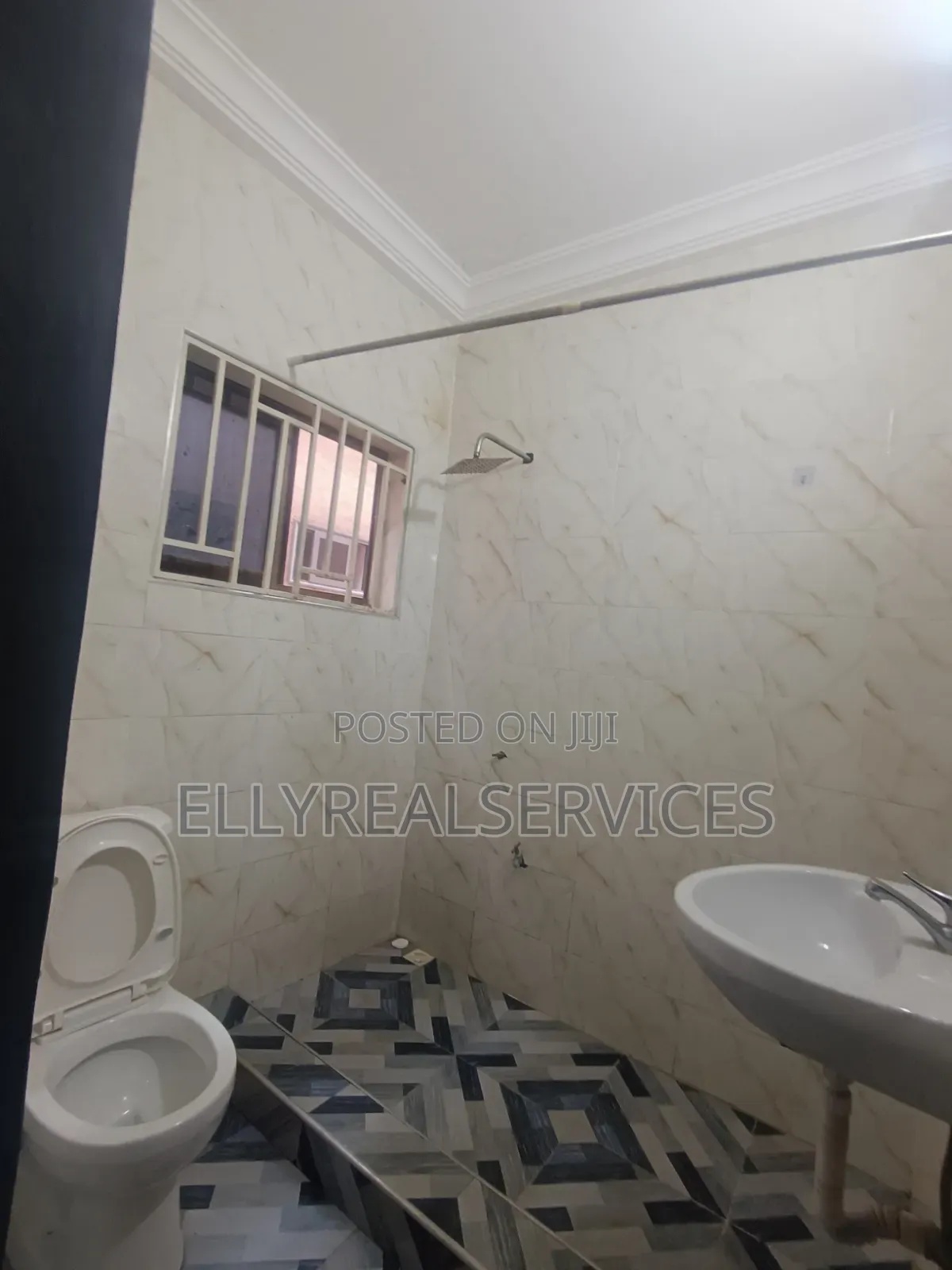 1bdrm Apartment in Elly Real Services, Pentecost for rent