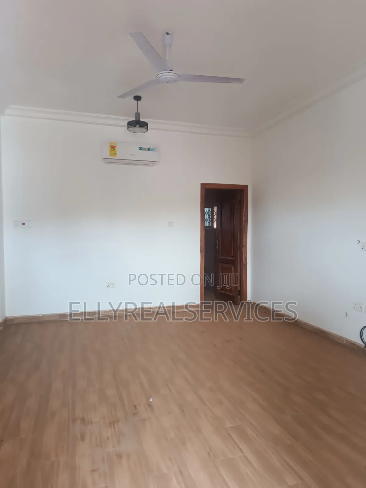 3bdrm Apartment in Ellyrealservices, Owusu Ansah for rent