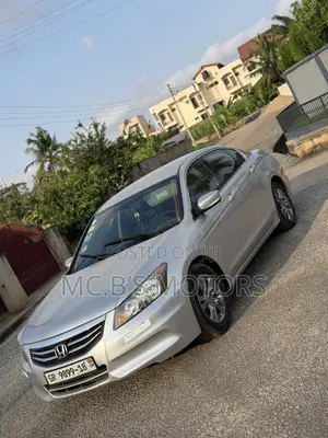 Honda Accord 2012 Silver