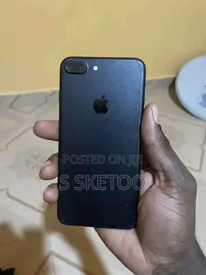 Apple iPhone 7 Plus 32 GB Black