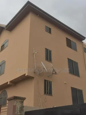 2bdrm Block of Flats in Ashongman Estates, Kwabenya for rent