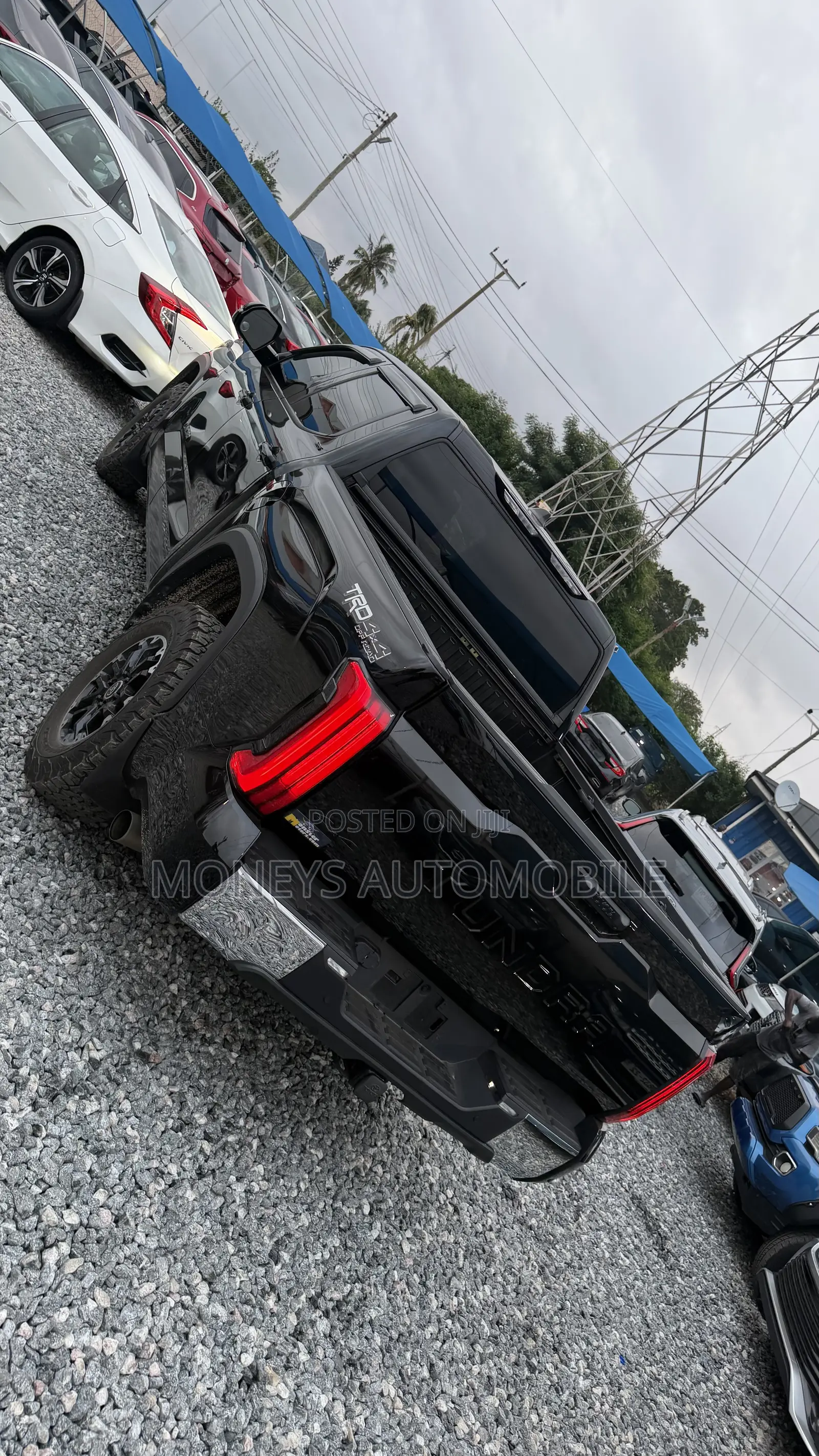 Toyota Tundra 2024 Black