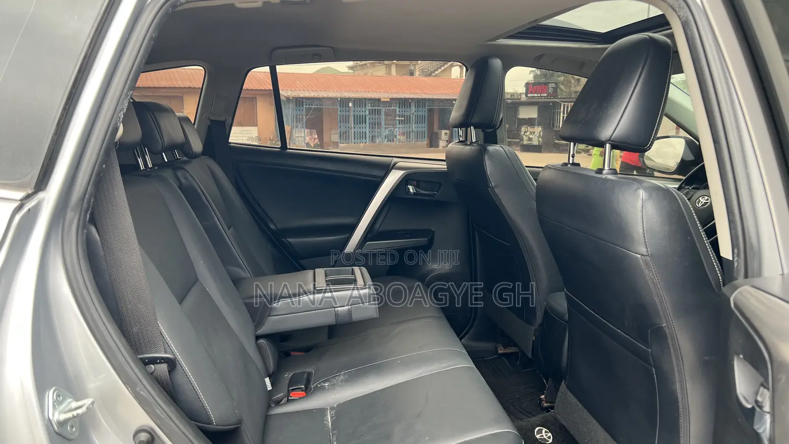 Toyota RAV4 2018 Gray
