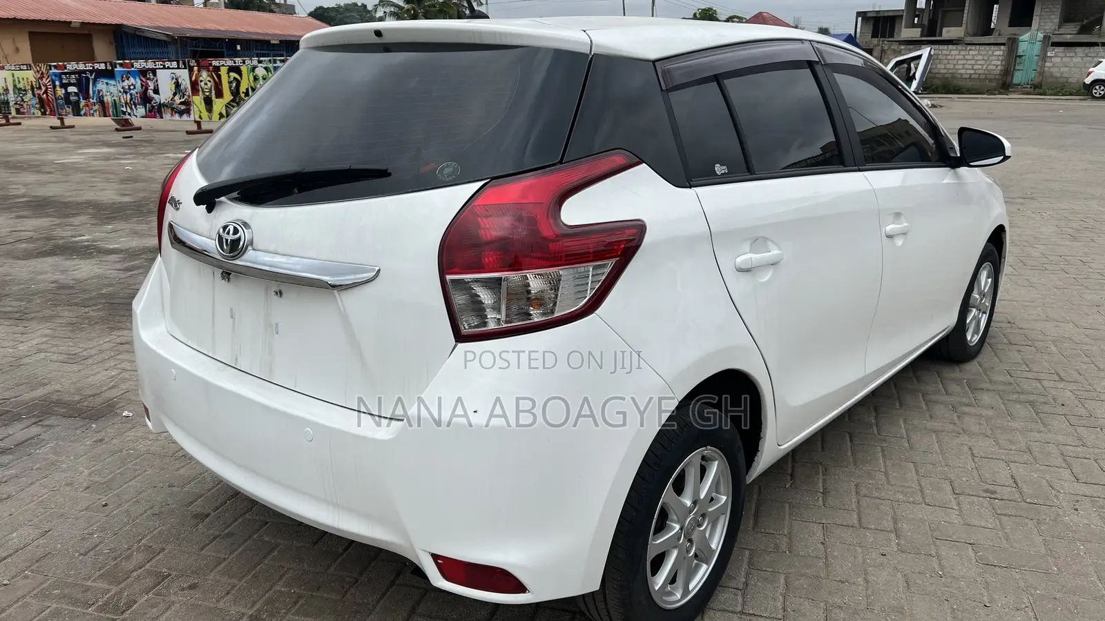 Toyota Yaris 2018 White