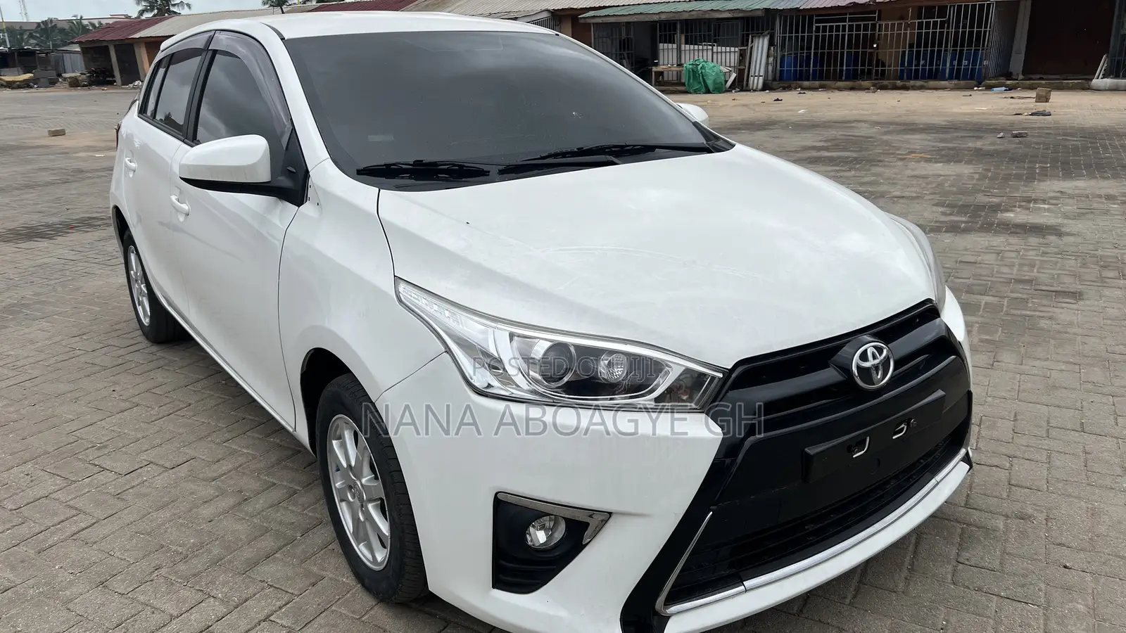 Toyota Yaris 2018 White