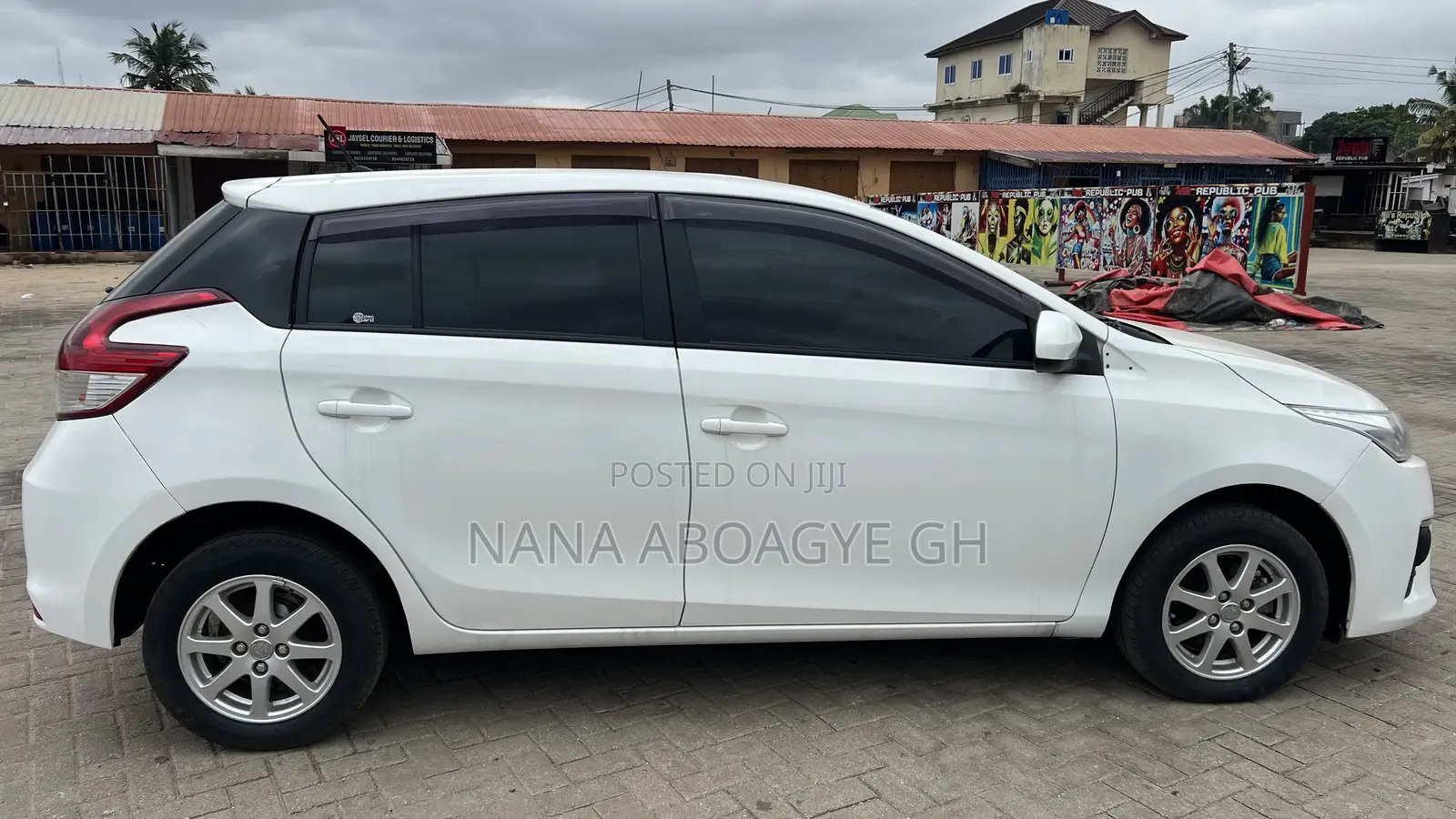 Toyota Yaris 2018 White