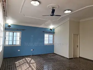 4bdrm House in Awoshie, Odorgonno for sale
