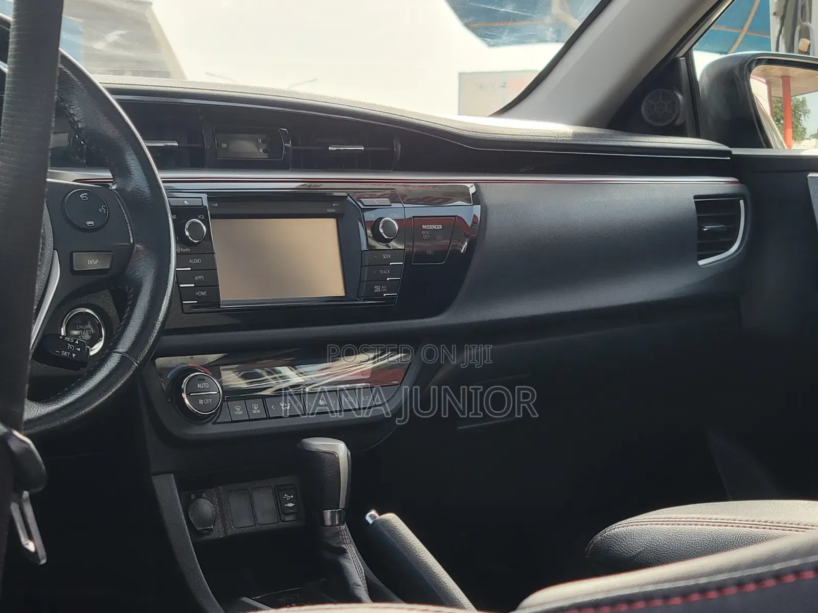 Toyota Corolla 2016 White