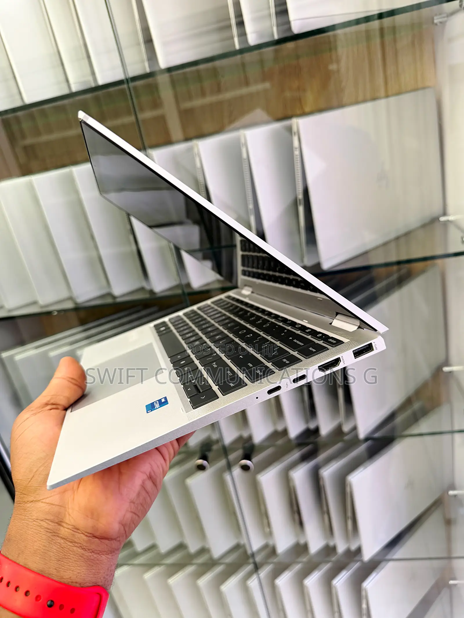 Laptop HP EliteBook 1040 G8 16GB Intel Core i7 SSD 512GB