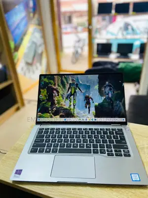 New Laptop Dell Latitude 7400 8GB Intel Core i5 SSD 256GB