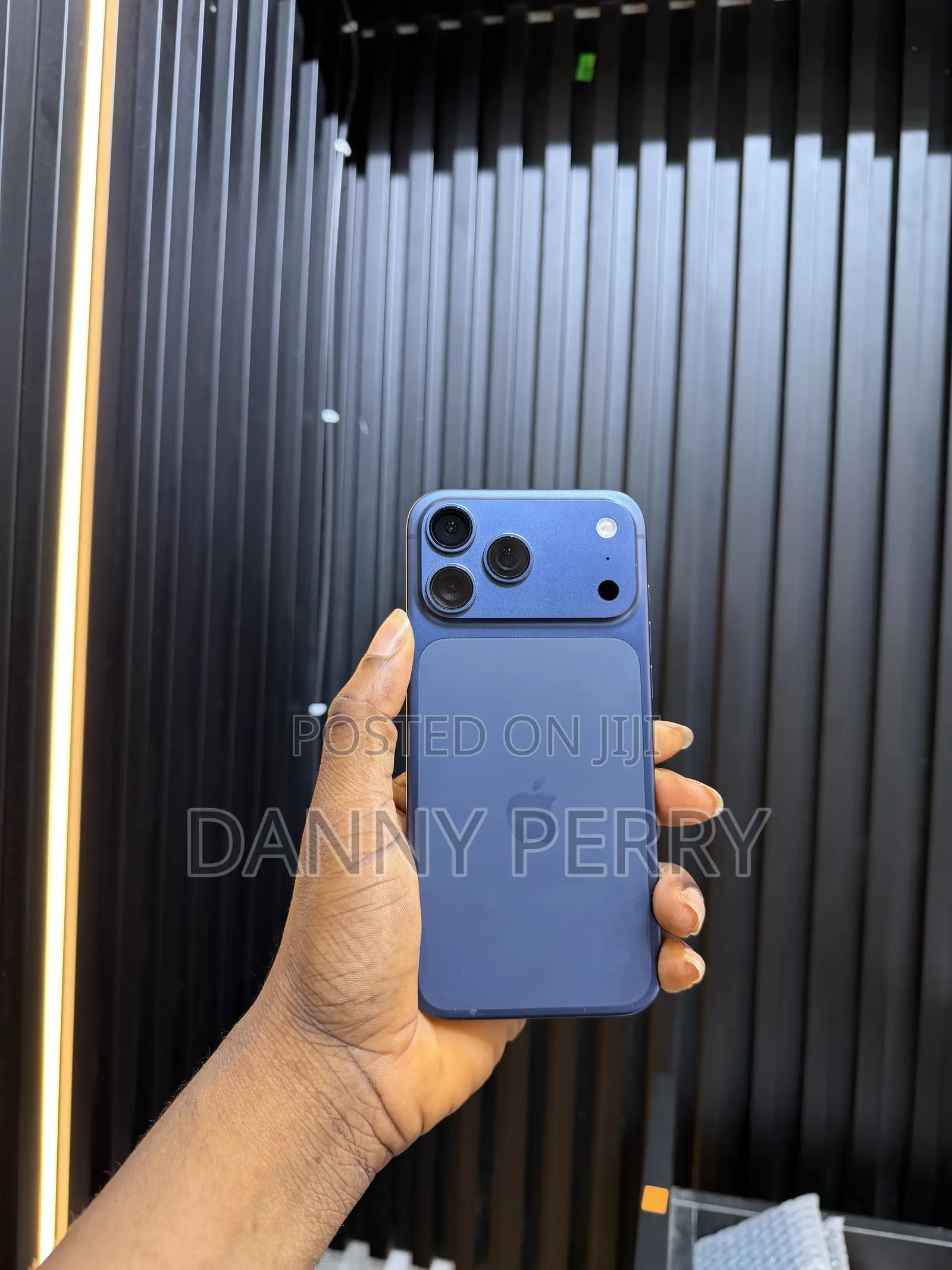 Apple iPhone 17 Pro Max 256 GB Blue