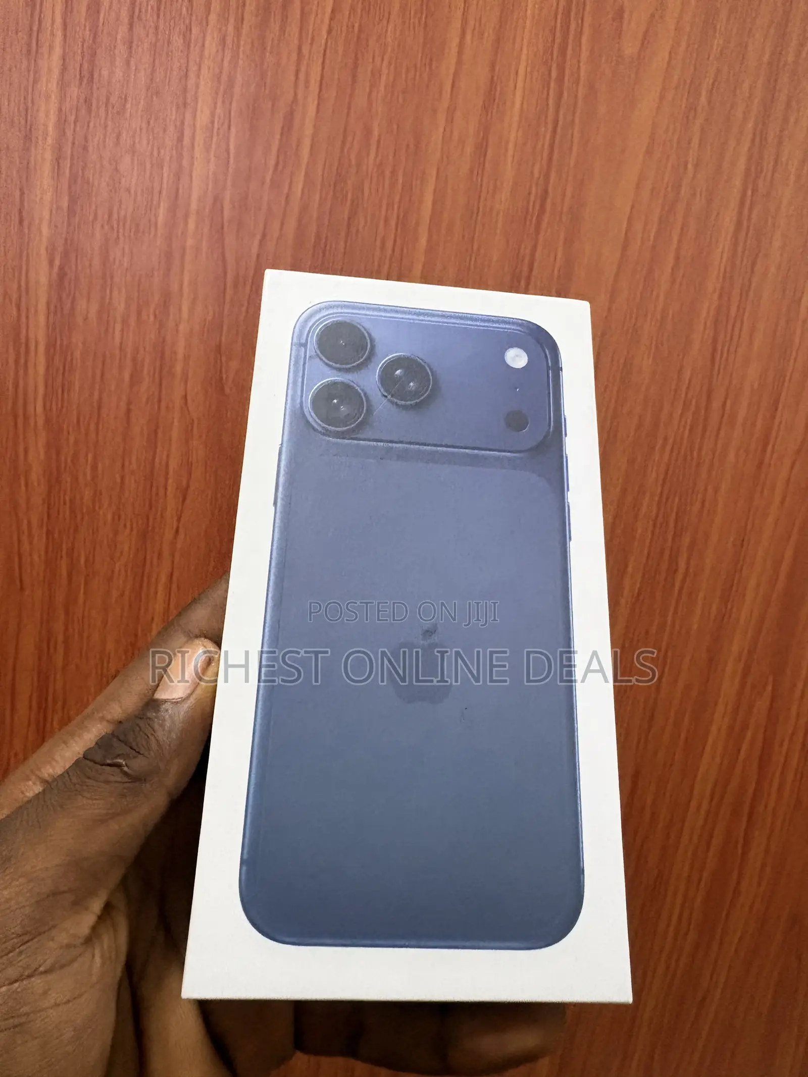 New Apple iPhone XR 128 GB Blue