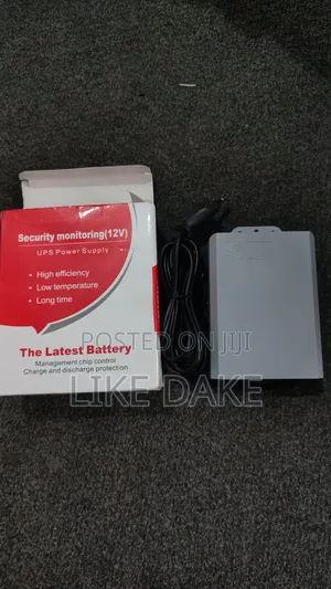 8000mah Durable Ups Powerbank for CCTV Cameras, Routers, Dvr, NVR