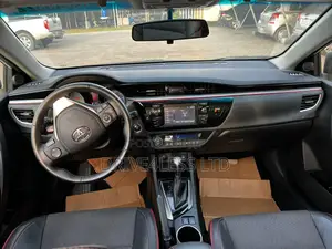 Toyota Corolla 2016 White