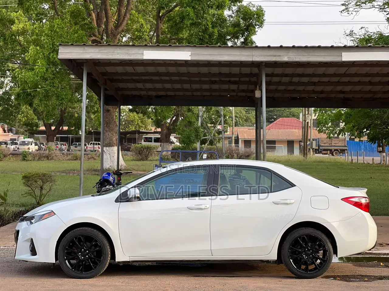 Toyota Corolla 2016 White