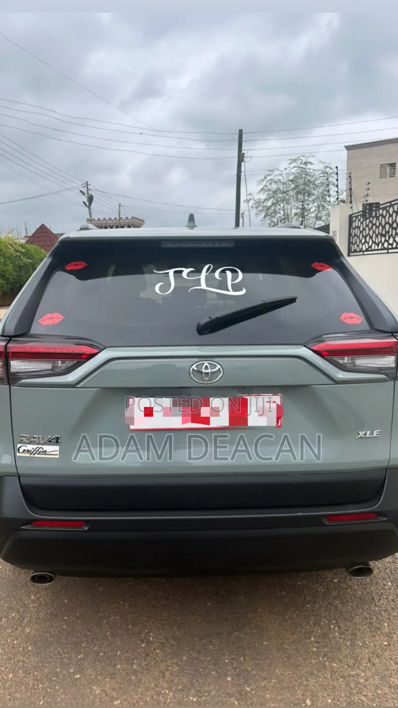Toyota RAV4 XLE Premium AWD 2020 Green