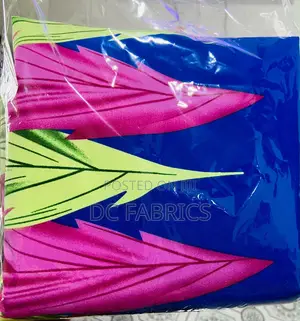 🔥Vintage Crepe Fabric – GH₵30 Per Yard🔥