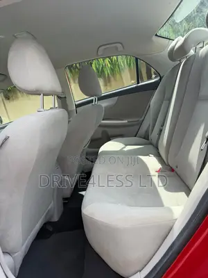 Toyota Corolla 2013 Red