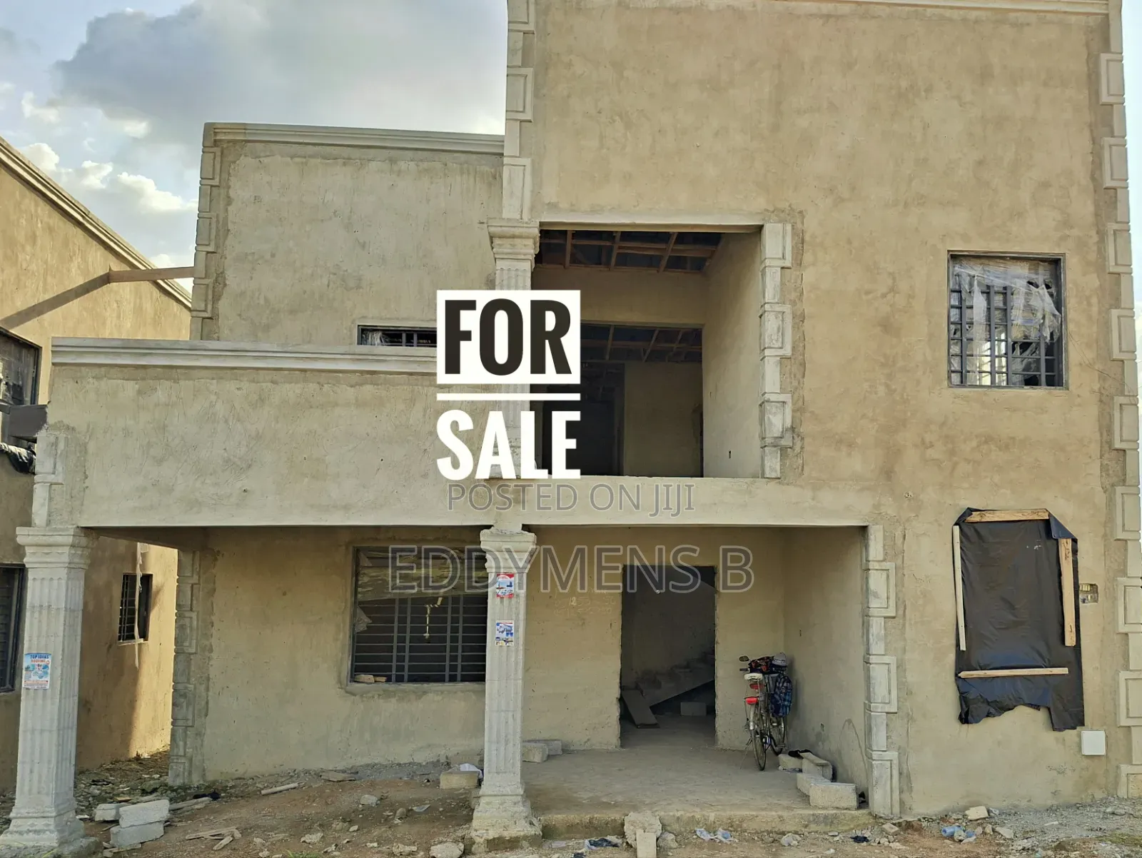 4bdrm Duplex in Kumasi Metropolitan for sale